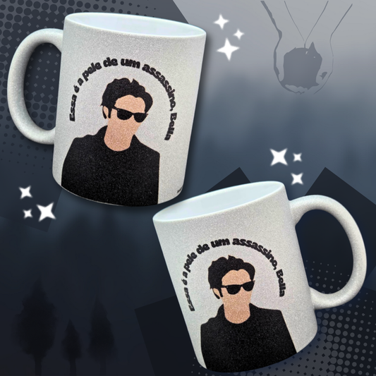 Caneca Glitter Prata Edward - Essa é a pele de um assasino