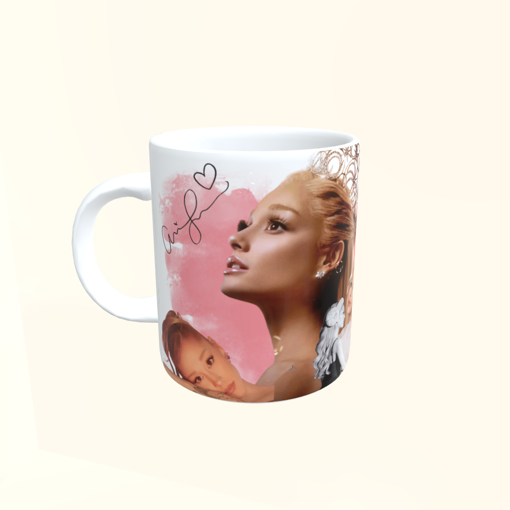 Caneca de Cerâmica Artistas - Ariana Grande